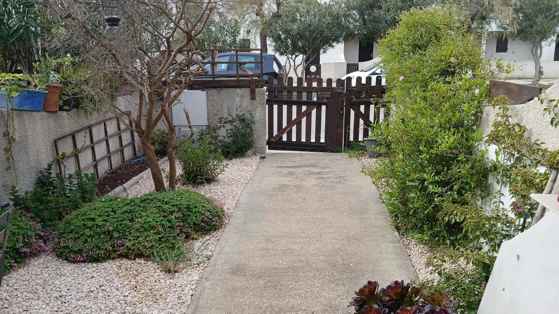 Jolie Appartement Refait A Neuf Σαιντ-Μαρί-ντε-λα-Μερ 0*,  Γαλλία